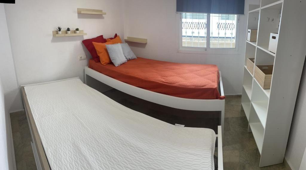 Apartmán Encantador Piso Con Terraza Y Piscina Benalmádena Exteriér fotografie